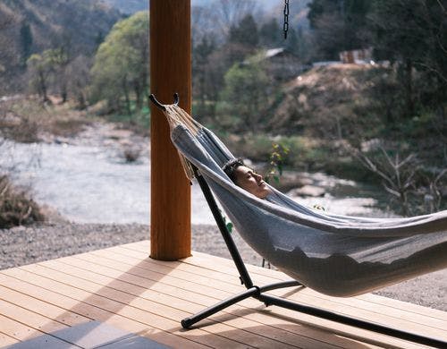 心地よい水の流れる音でお昼寝