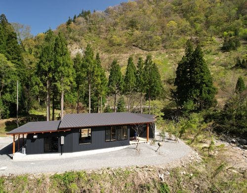 自然に佇む一軒宿