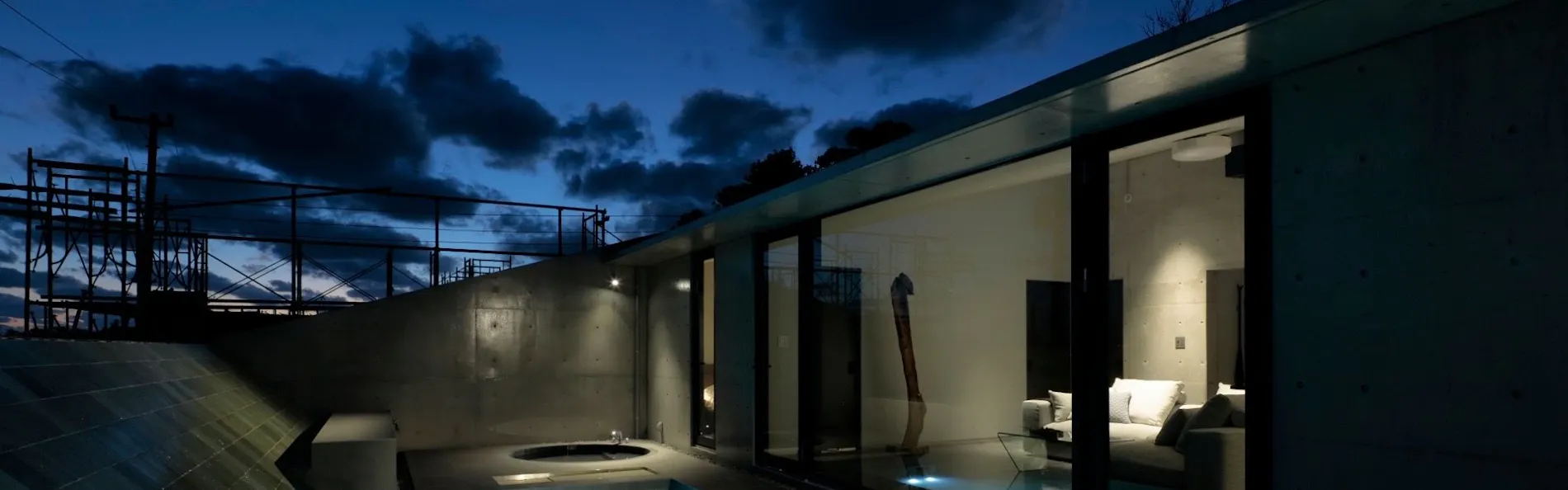 VILLA WHITE