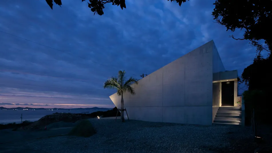 VILLA WHITE