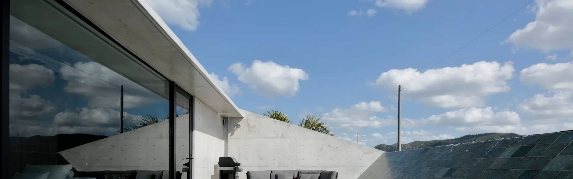 VILLA WHITE