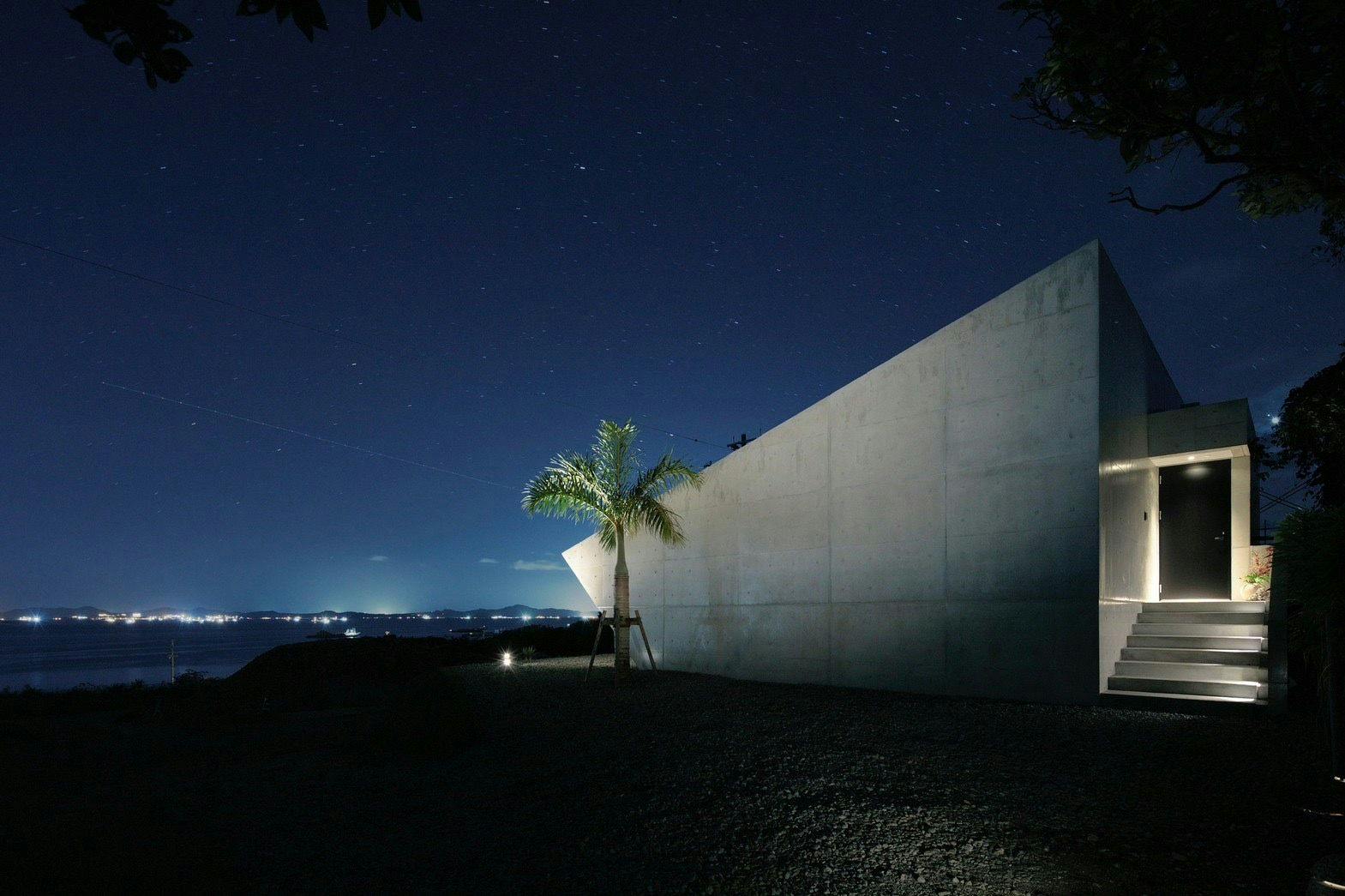 VILLA WHITE