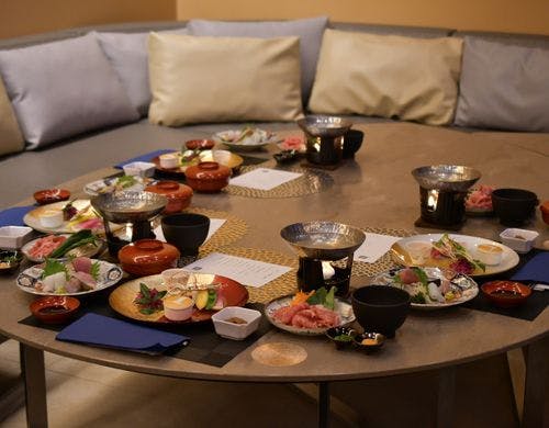 特別なお時間をお楽しみくださいませ