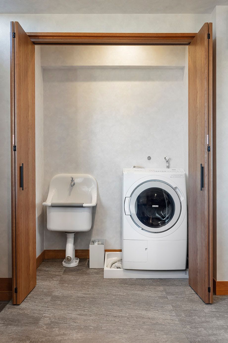 มีเครื่องซักผ้าด้วย