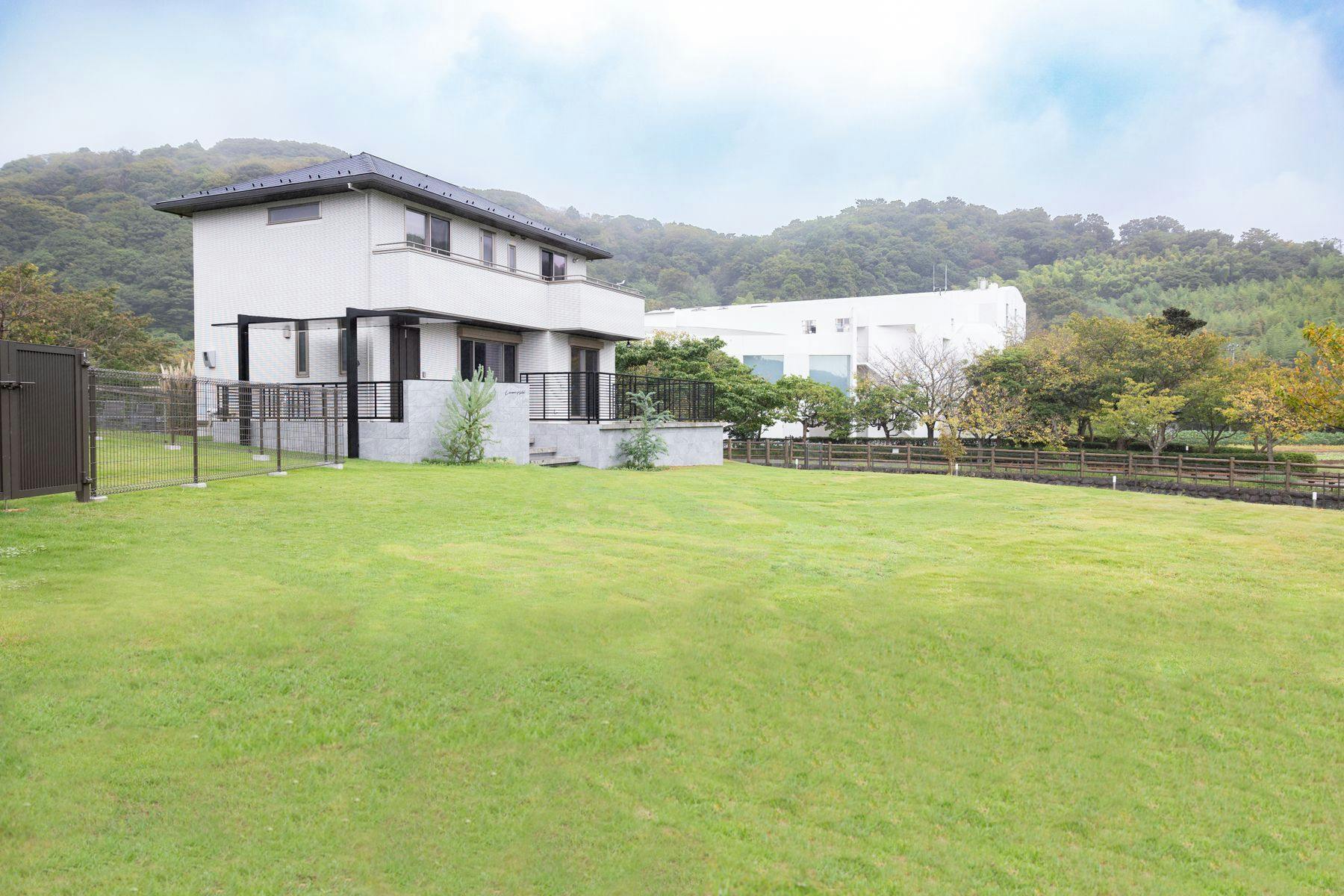 LENOMA HOTEL