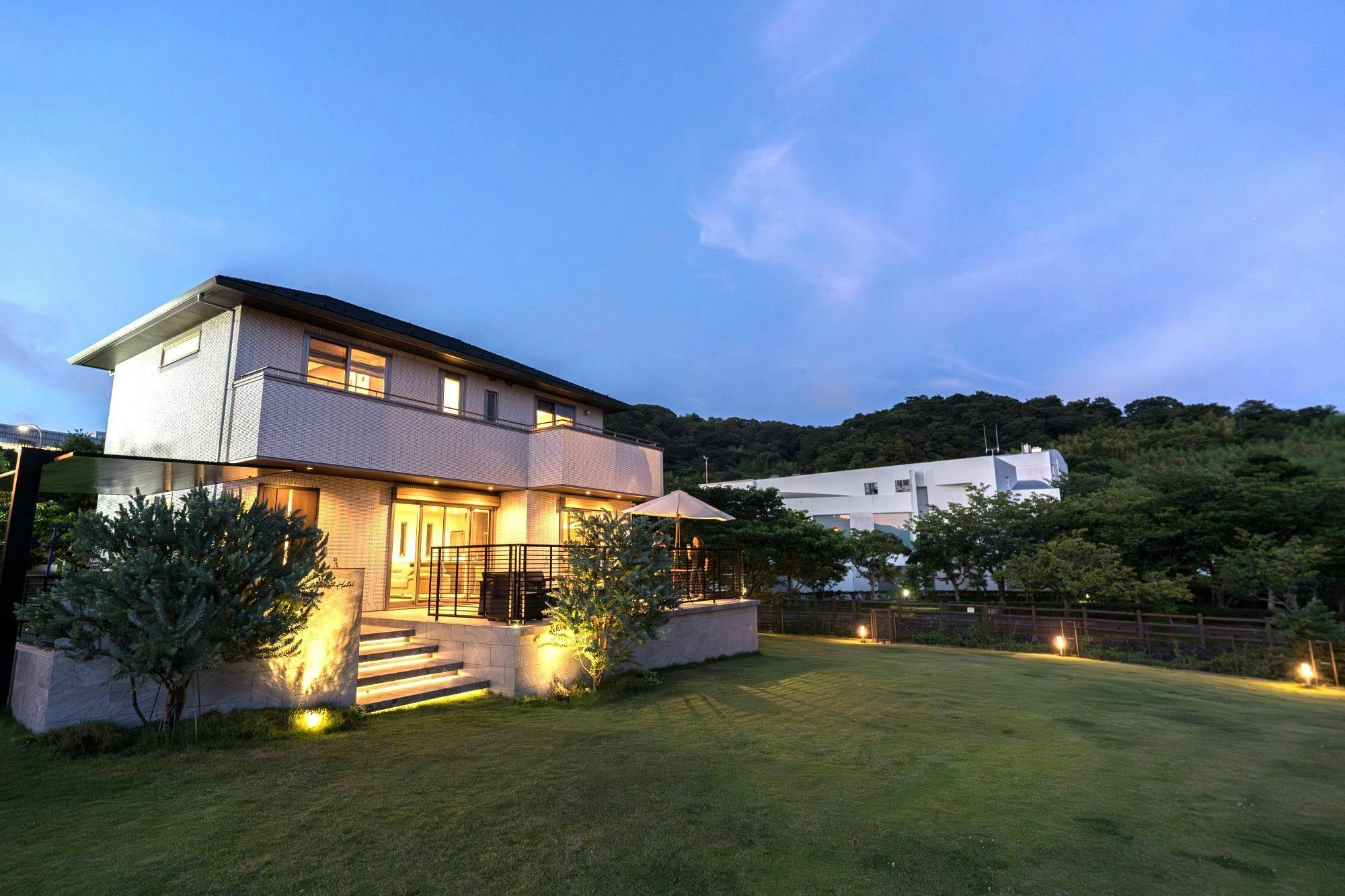 LENOMA HOTEL