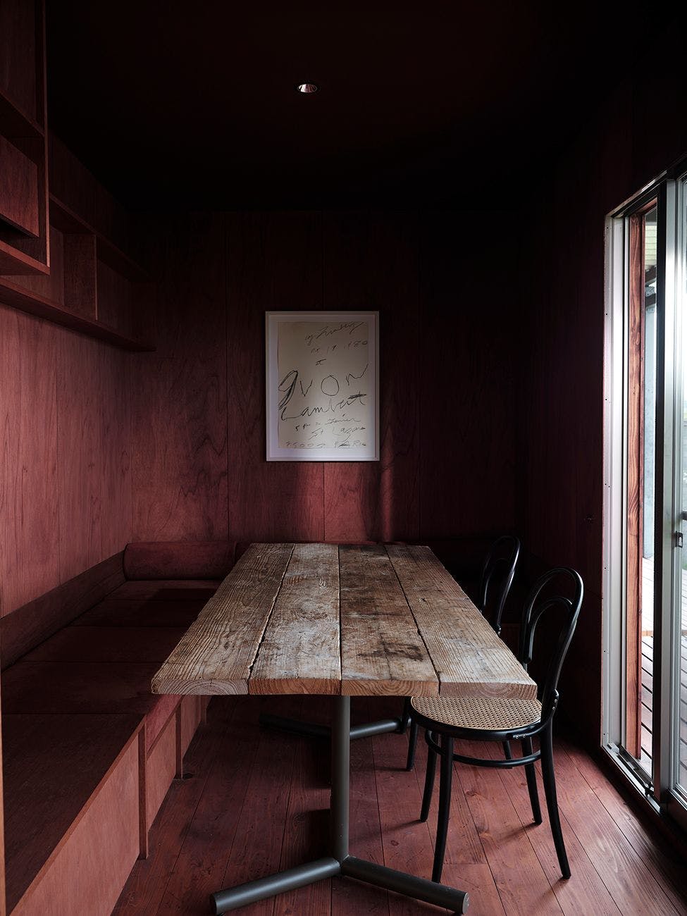 アートのあるダイニングルーム