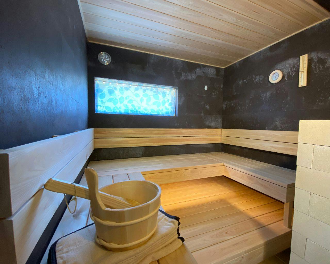 SAUNA VILLA 然