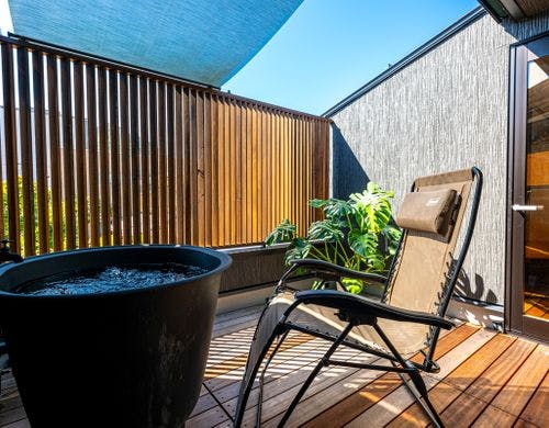 ジュニアスイート２０１デッキ