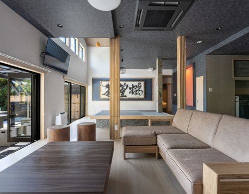 採光がしっかりとれた明るいリビング