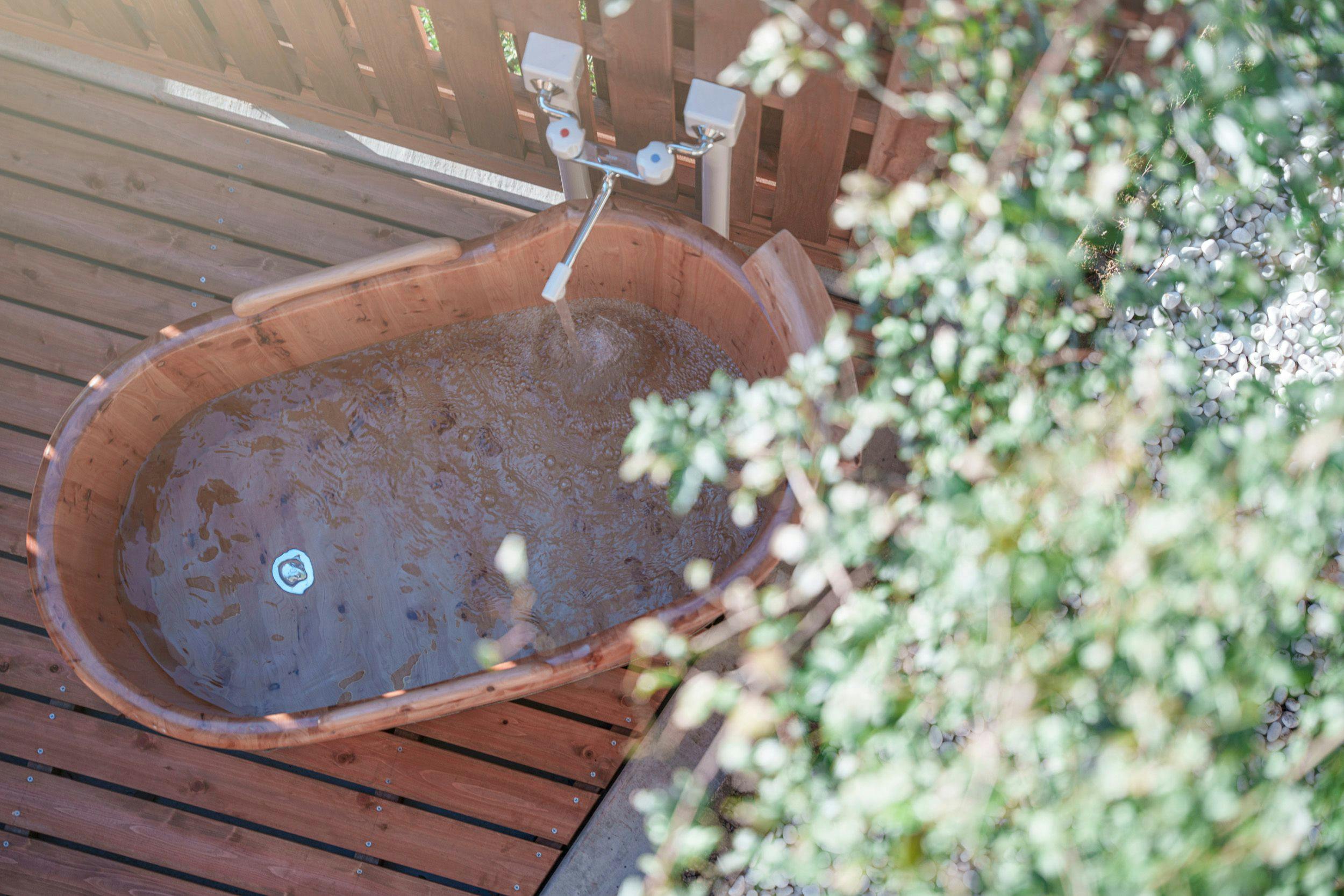 ・【温泉】自然を感じ、露天風呂で寛ぐ