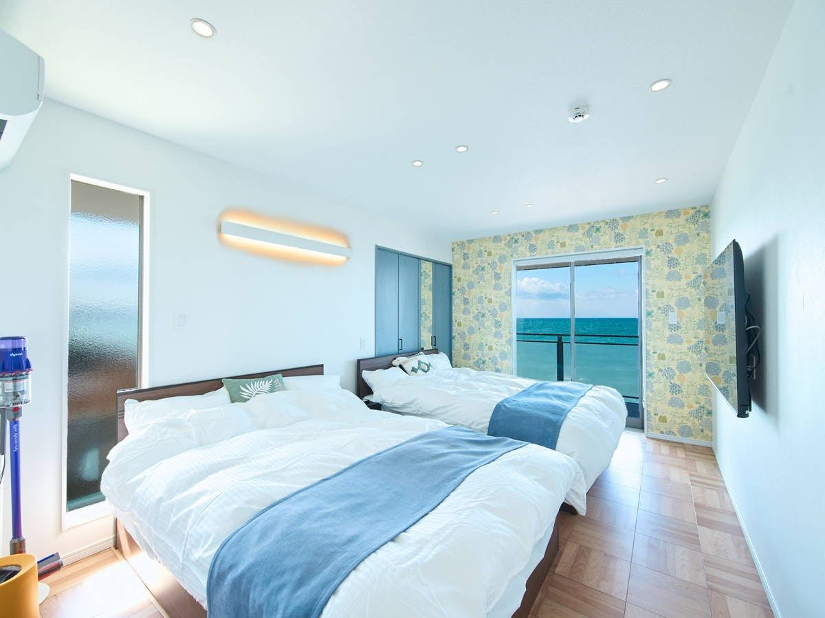 寝室２：ダブルベッド2台のお部屋です