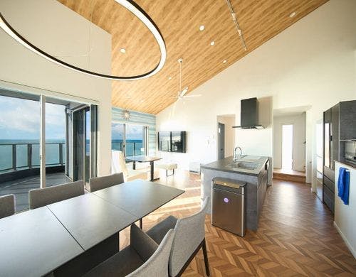 リビングダイニング