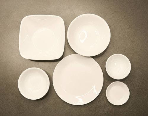 部屋備品：食器