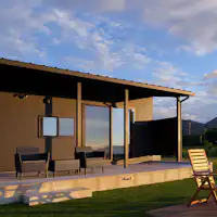 นากิ ภายนอก