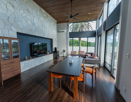 リビングダイニング