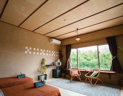 1階月の部屋ベッドルーム