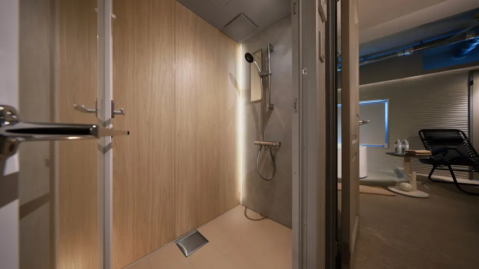Crystal Sauna