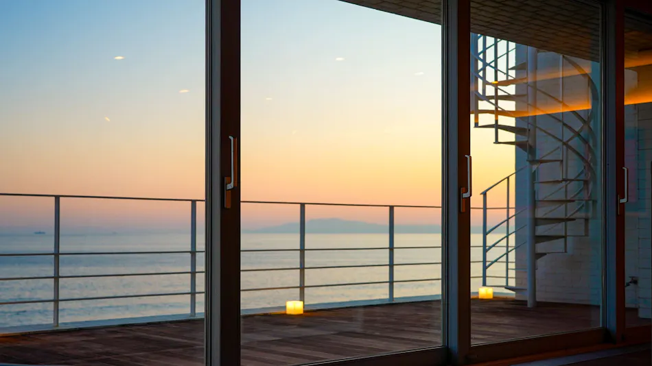 SEA WINDOW