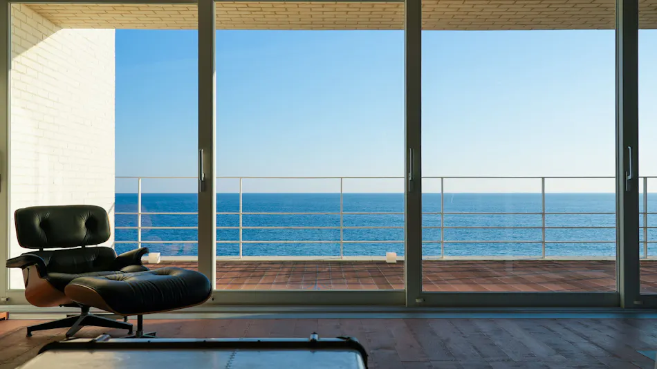 SEA WINDOW