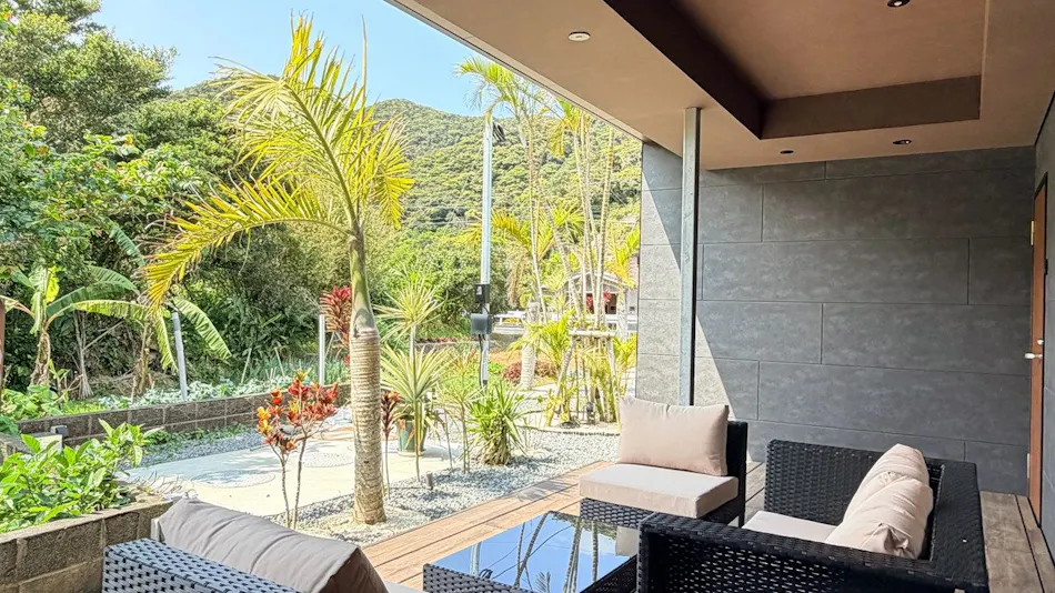 Amami Palm Tree Terrace