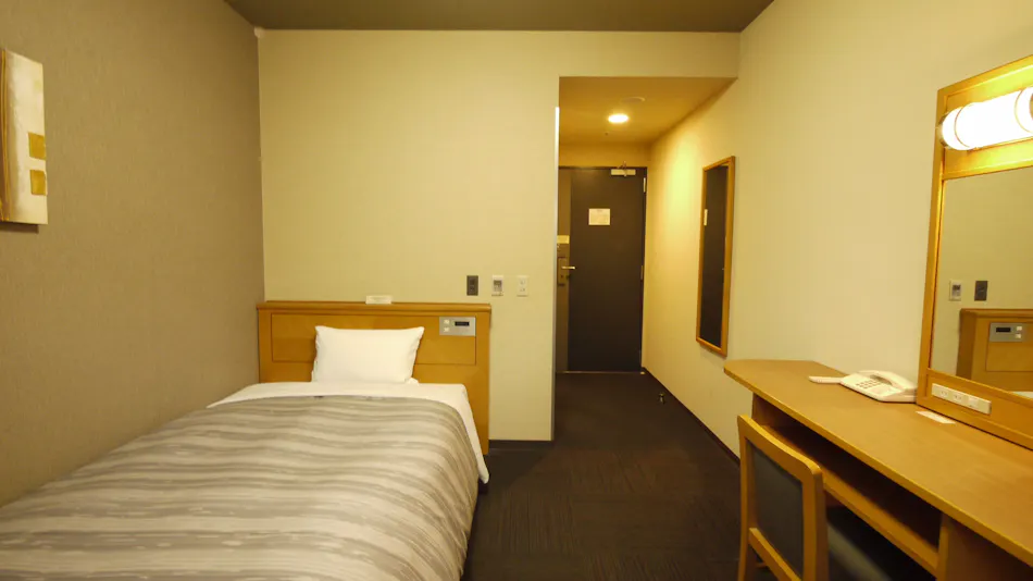 Hotel Route-Inn Osaka Honmachi