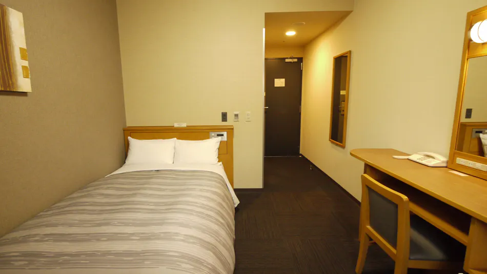 Hotel Route-Inn Osaka Honmachi