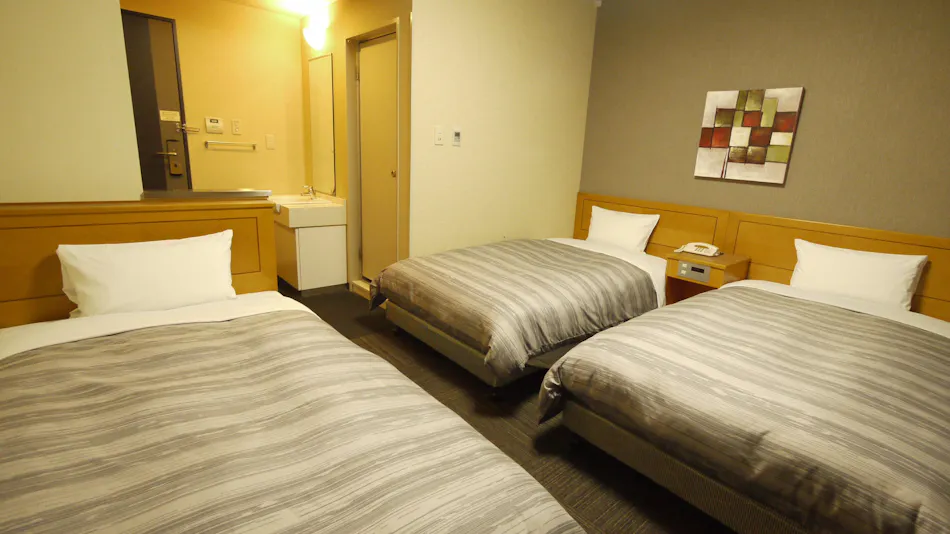 Hotel Route-Inn Osaka Honmachi