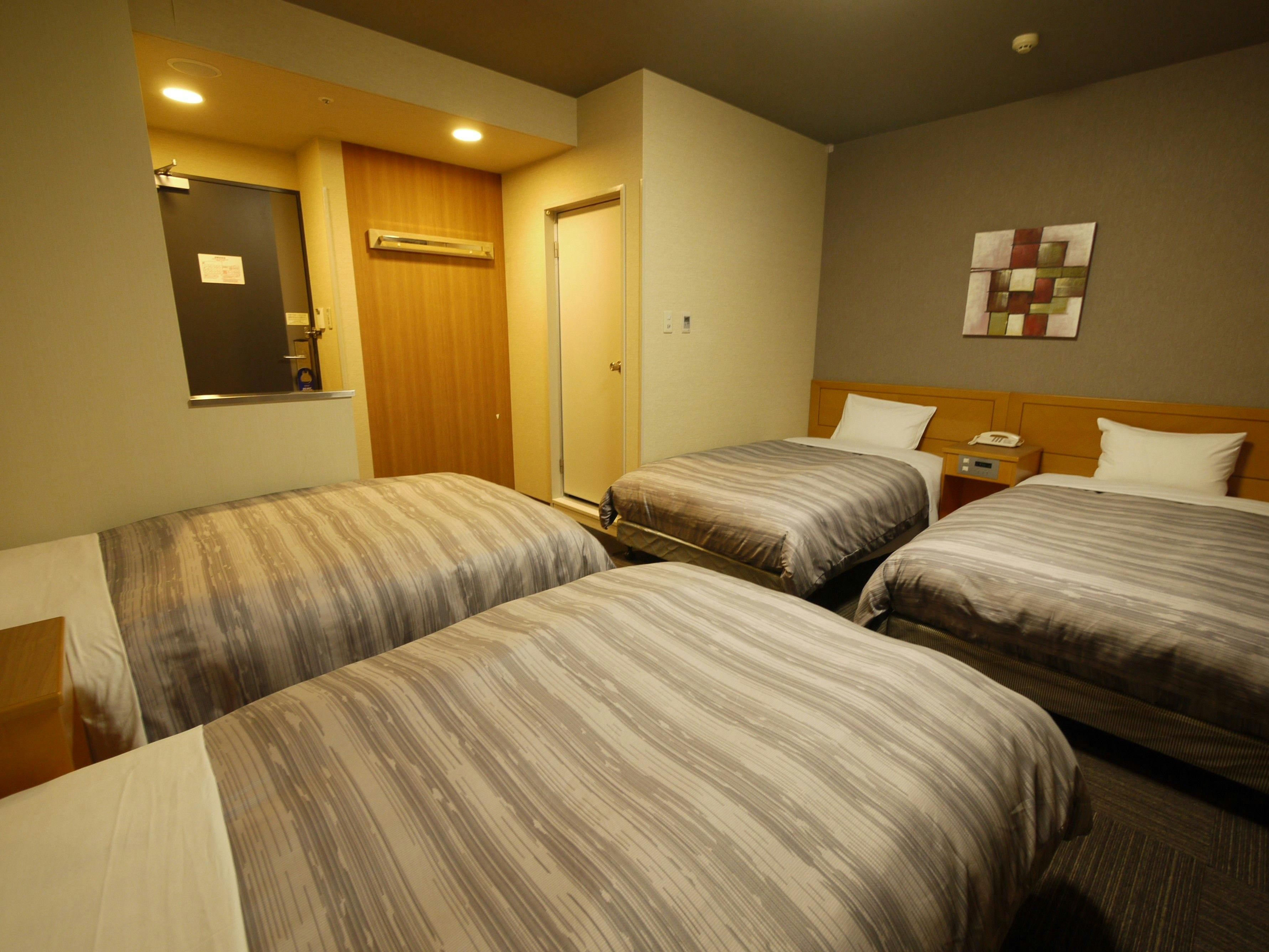 Hotel Route-Inn Osaka Honmachi