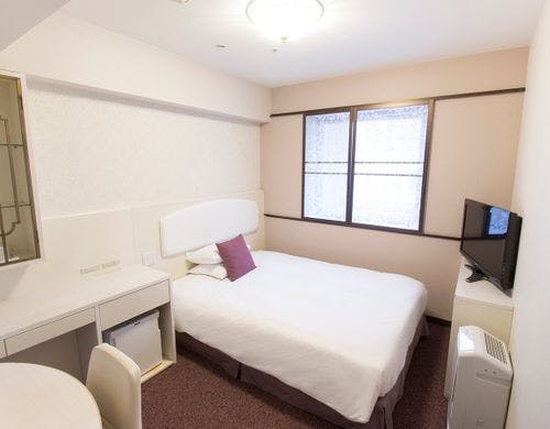 ■レディースルーム：シングルソファー付