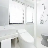 窓側シャワーブース