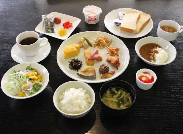 朝食バイキング