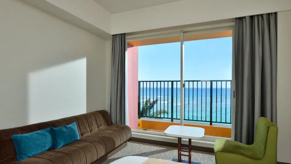 Vessel Hotel Campana Okinawa