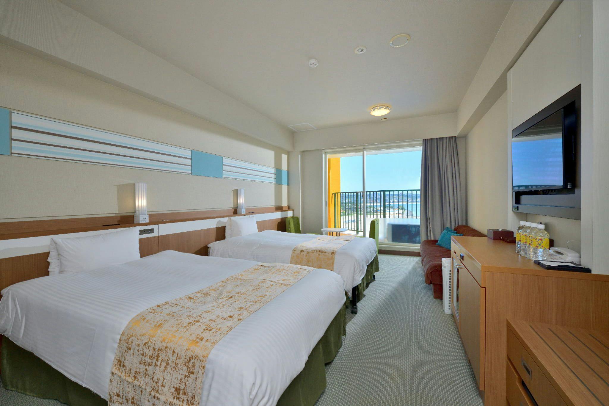 Vessel Hotel Campana Okinawa