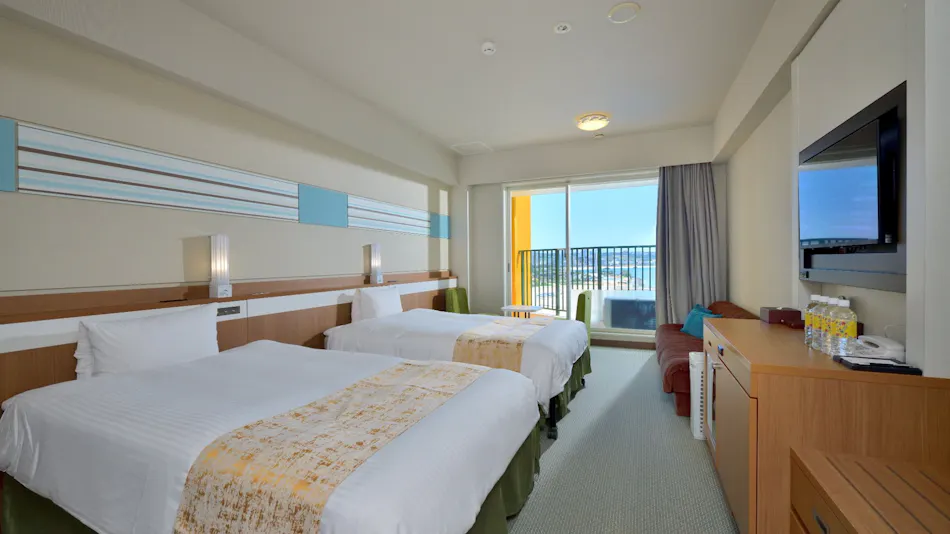 Vessel Hotel Campana Okinawa
