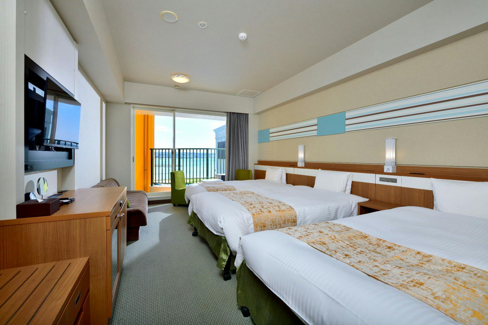 Vessel Hotel Campana Okinawa