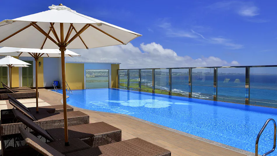 Vessel Hotel Campana Okinawa