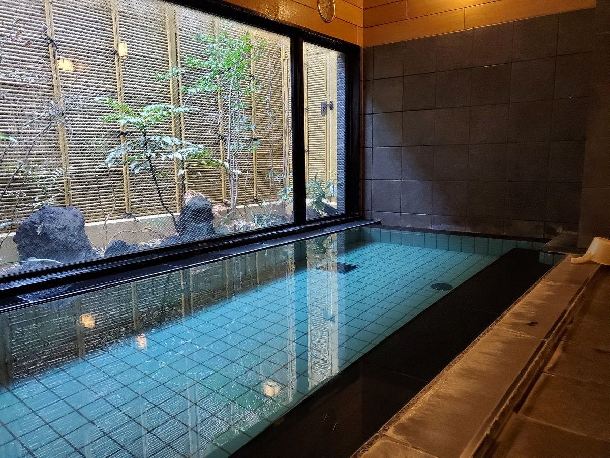 ห้องอาบน้ำรวมชาย