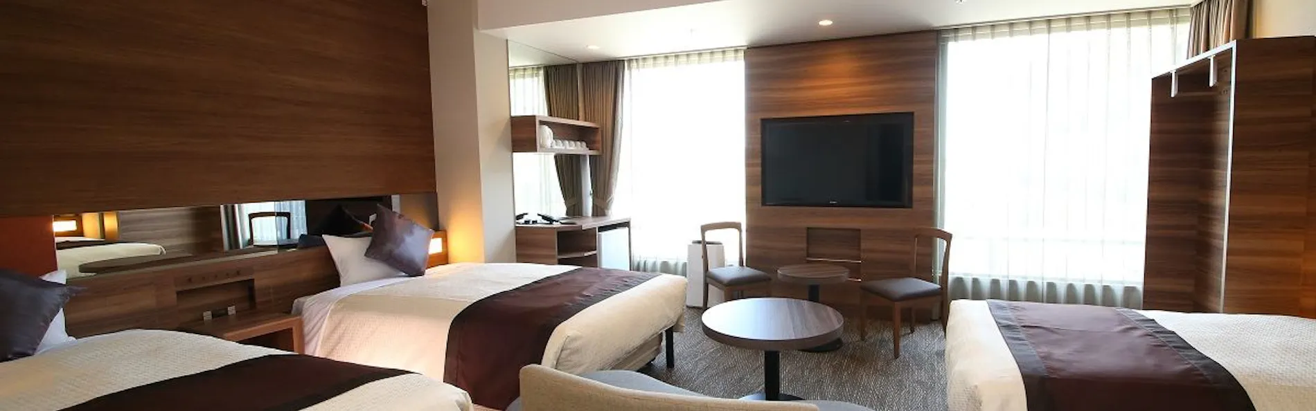 ザ エディスターホテル成田