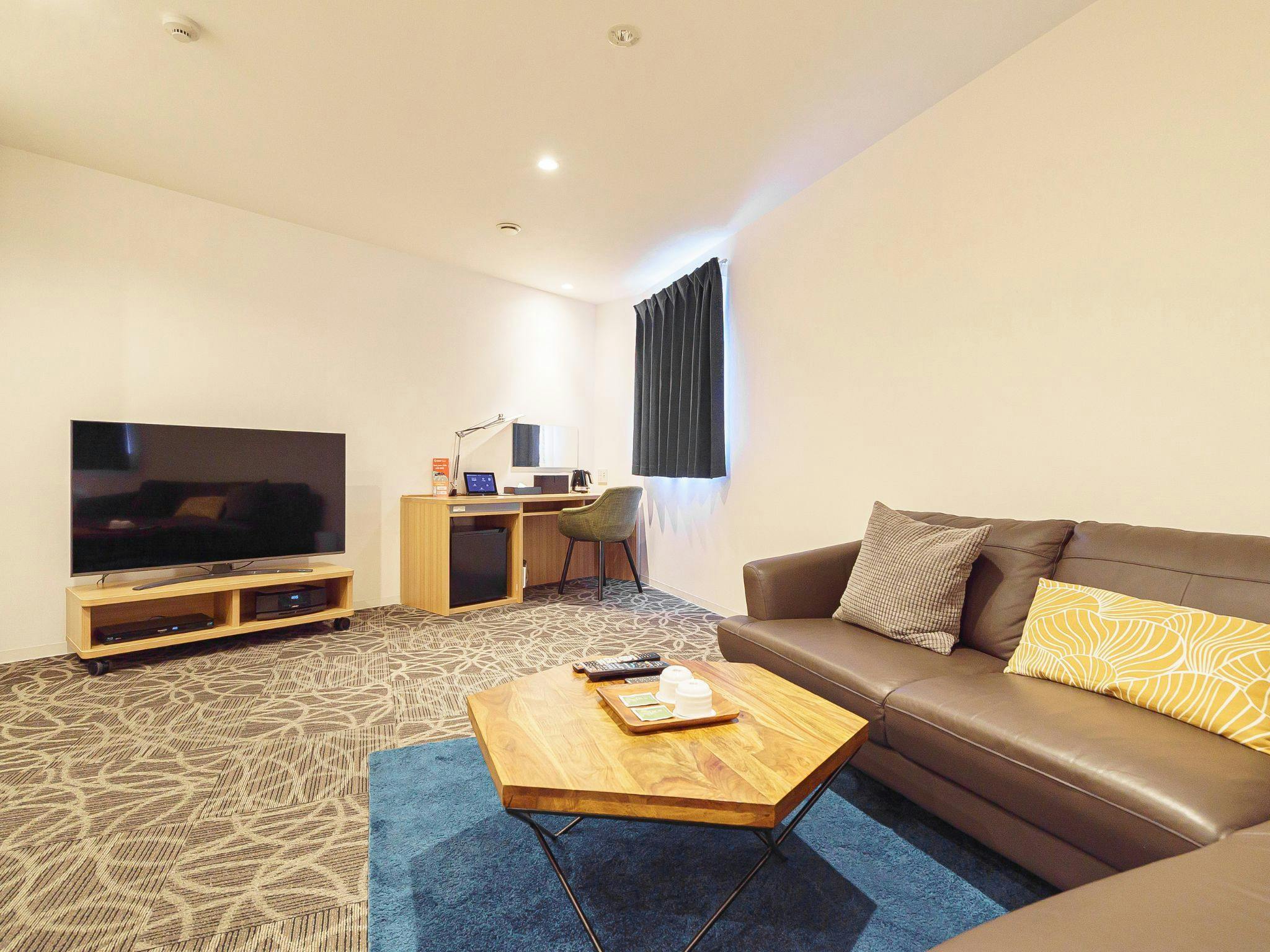 SAKURA GARDEN HOTEL