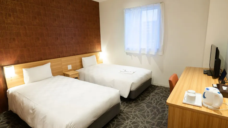 SAKURA GARDEN HOTEL