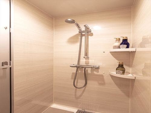 プレミアムクワッド　バスルーム