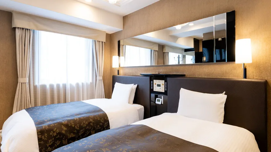 APA Hotel <Midosuji Honmachi Ekihigashi> (All Rooms Non-Smoking)