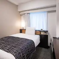 シングルルーム(広さ11平米/ベッド幅140cm)