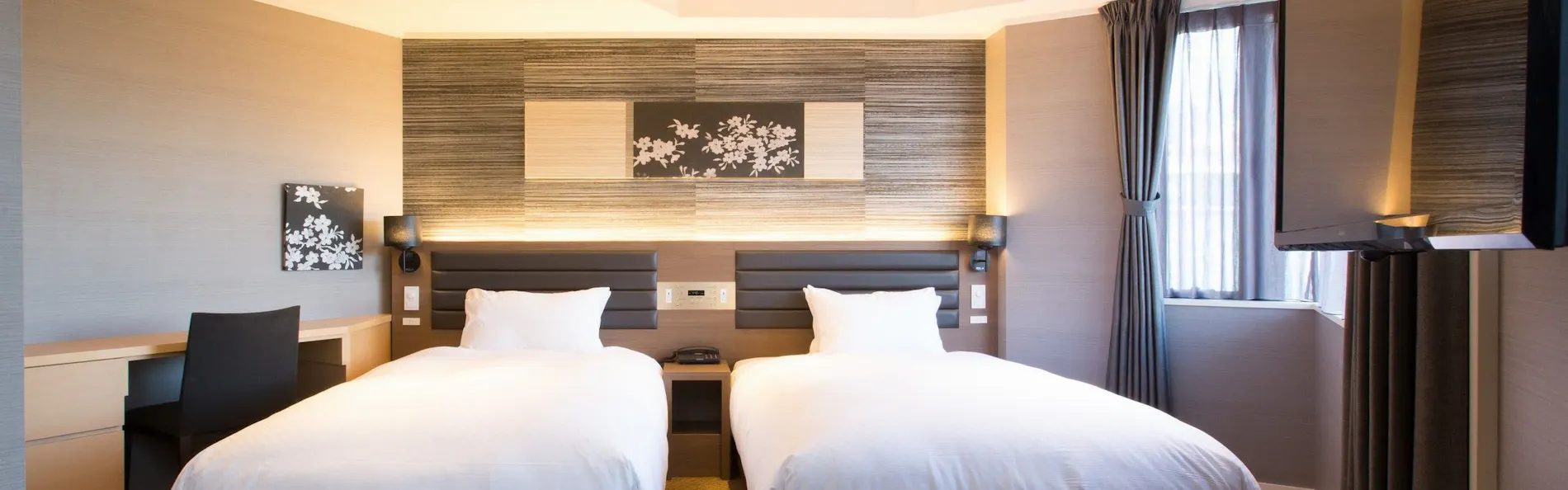 HOTEL四季靱公園
