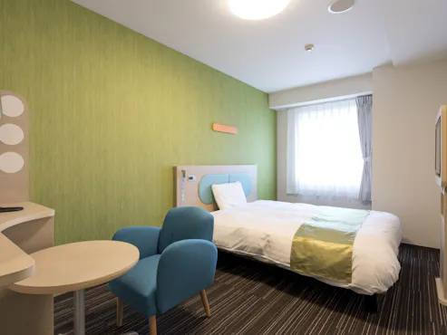 ■広さ15~18平米■ベッド幅164センチx1台