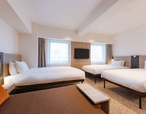 デラックストリプル