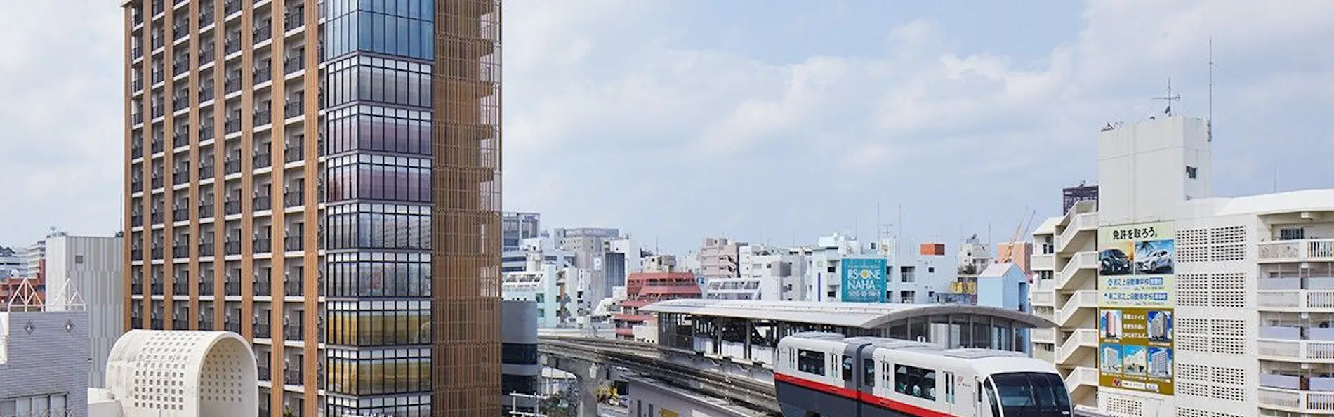 ホテル ストレータ 那覇