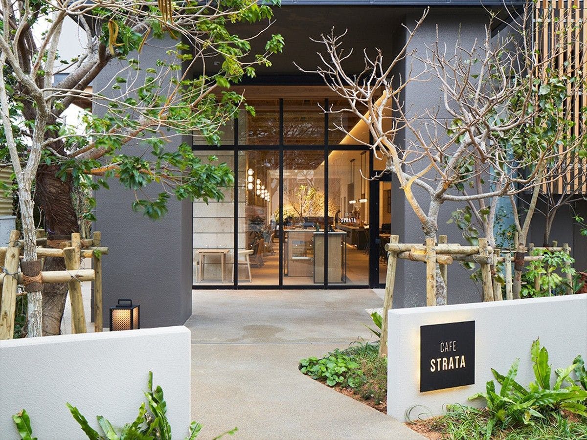 CAFE STRATA