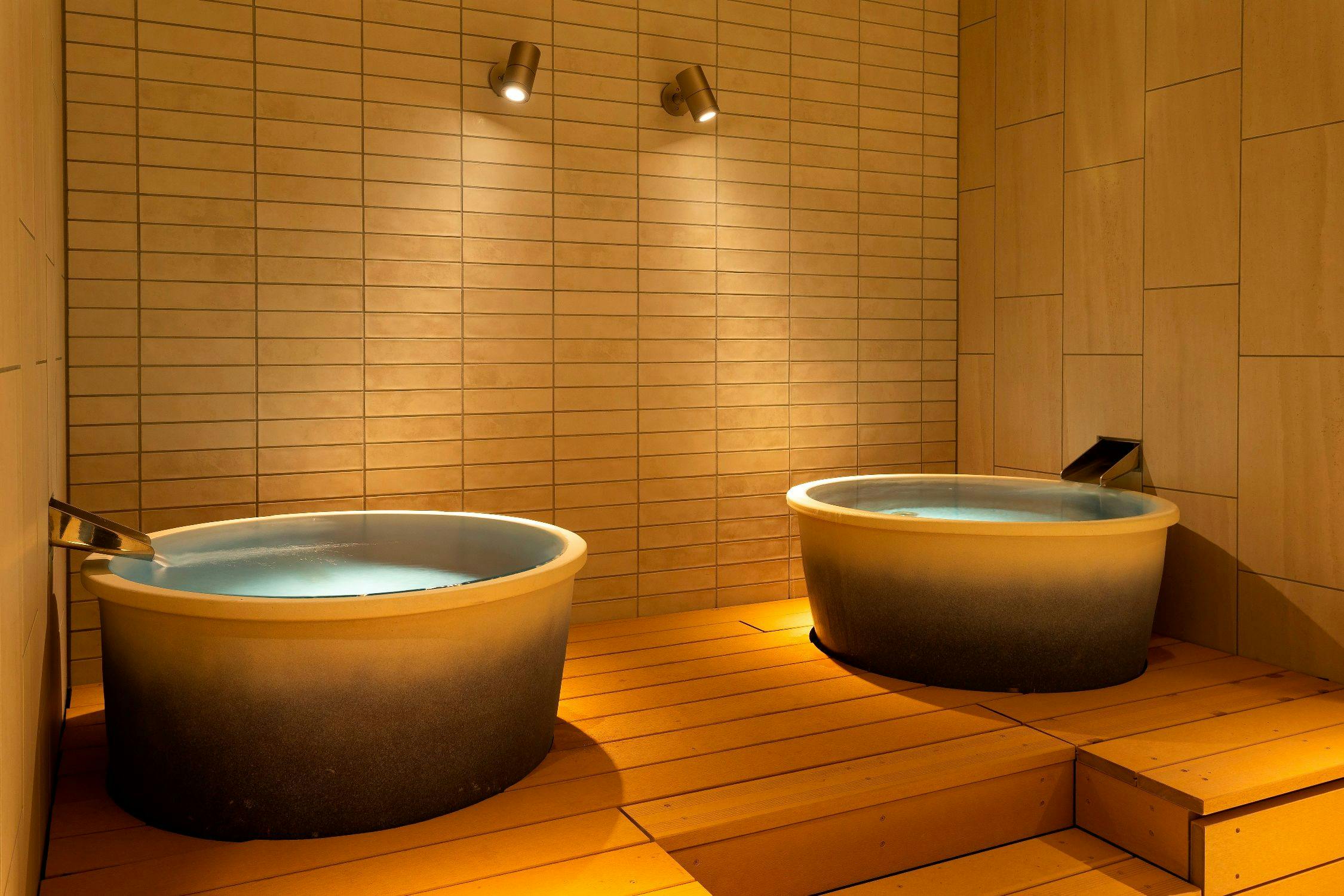 【11F／大浴場（女湯／壺風呂）】